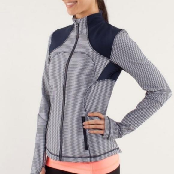 lululemon athletica Jackets & Blazers - Lululemon Forme zip up navy blue gingham jacket